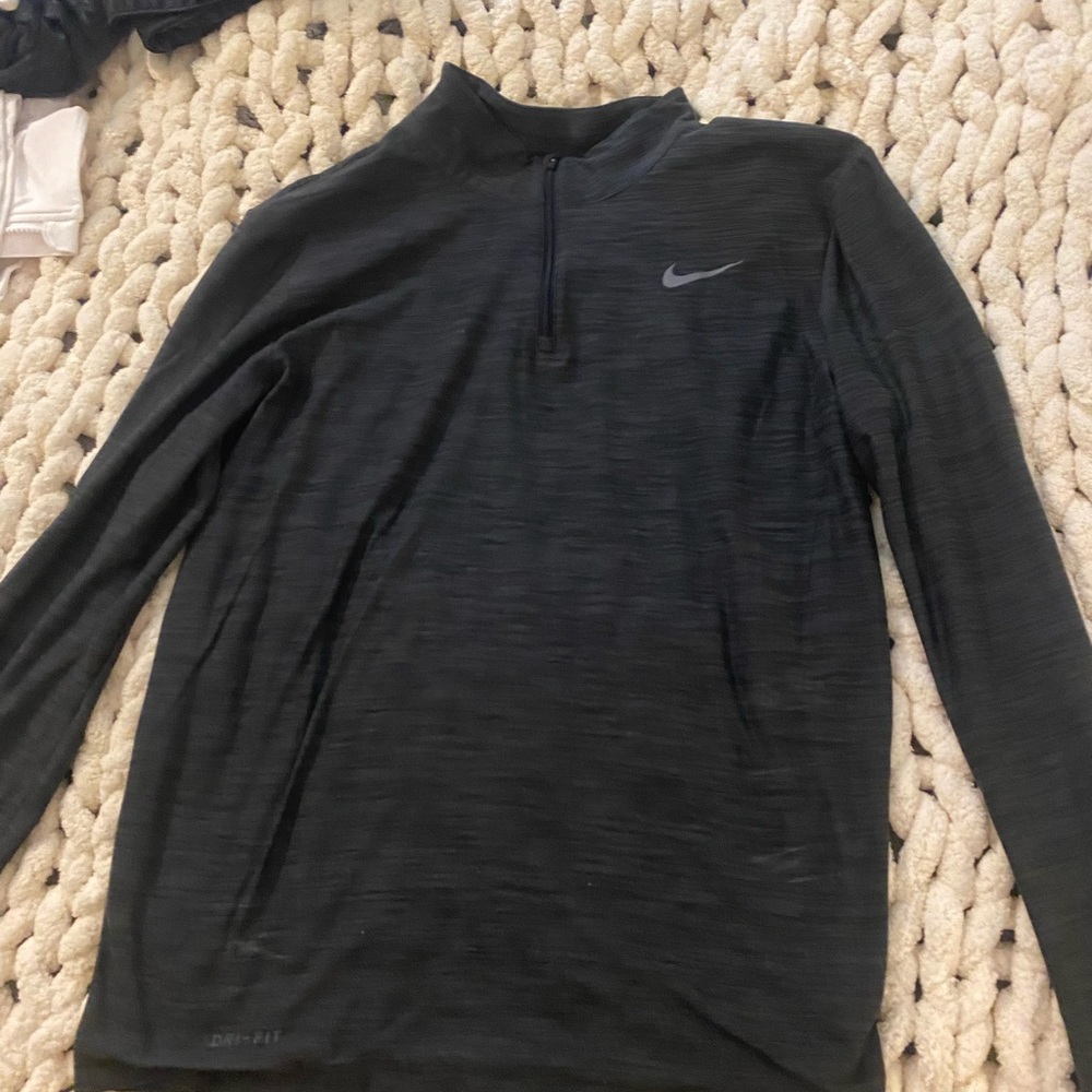 mens Nike half zip